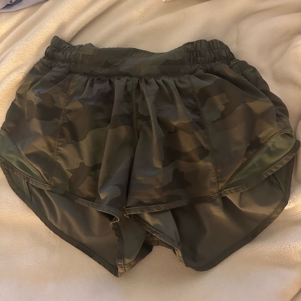 Size 2 lululemon hotty hot shorts